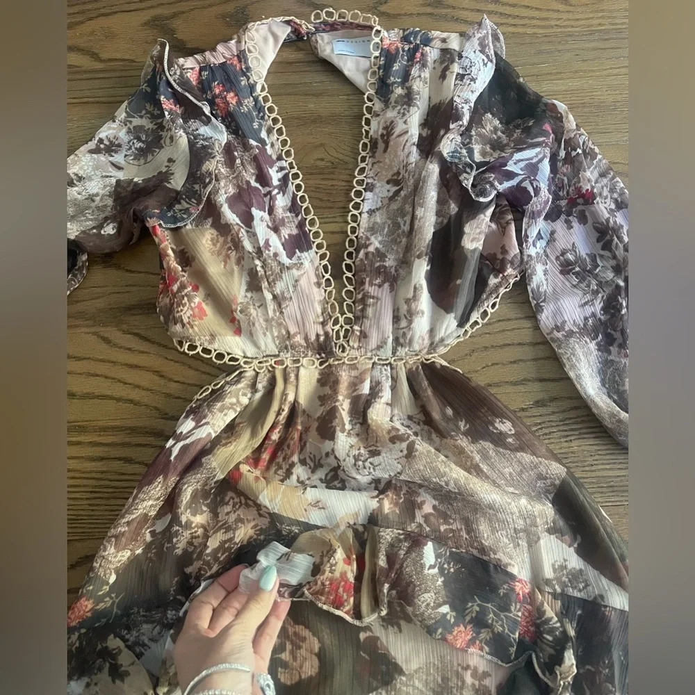 ASOS FLORAL BROWN CUT OUT MINI DRESS🤎🌸 - Picture 5 of 6